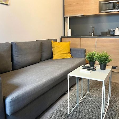 Studio Apartment By Hi5- Rottenbiller Apartment Budapest Exterior foto